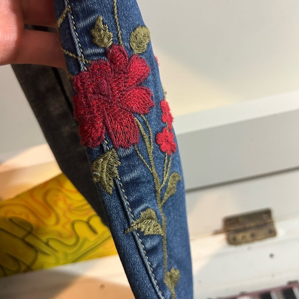 Straight Leg Blue Jeans with Red Floral Embroidery - Picture 7 of 13